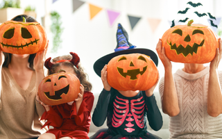 Halloween for børn – Vi giver dig 6 (u)hyggelige og sjove idéer
