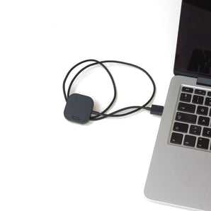 X6play med magnetisk oplader oplader fra bærbar computer