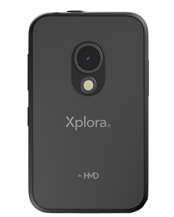 Bagsiden af Xplora One mobiltelefon til børn med kamera i midten