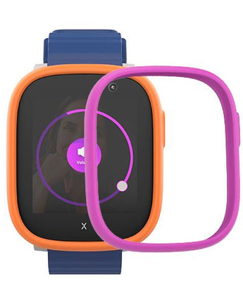 X6Play med orange stel og blå armbånd og lyserød stel