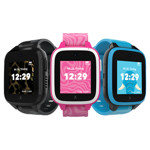 Alle XGO3 smartwatches til børn med GPS, opkaldsfunktion og beskeder. smartwatch med forældrekontrol i sort, lyserød og blå