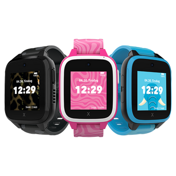 Alle XGO3 smartwatches til børn med GPS, opkaldsfunktion og beskeder. smartwatch med forældrekontrol i sort, lyserød og blå
