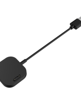 Sort Xplora X6 oplader med magnetisk stik og USB-kabel. Designet til nem opladning af X6 Play og X6 Pro.