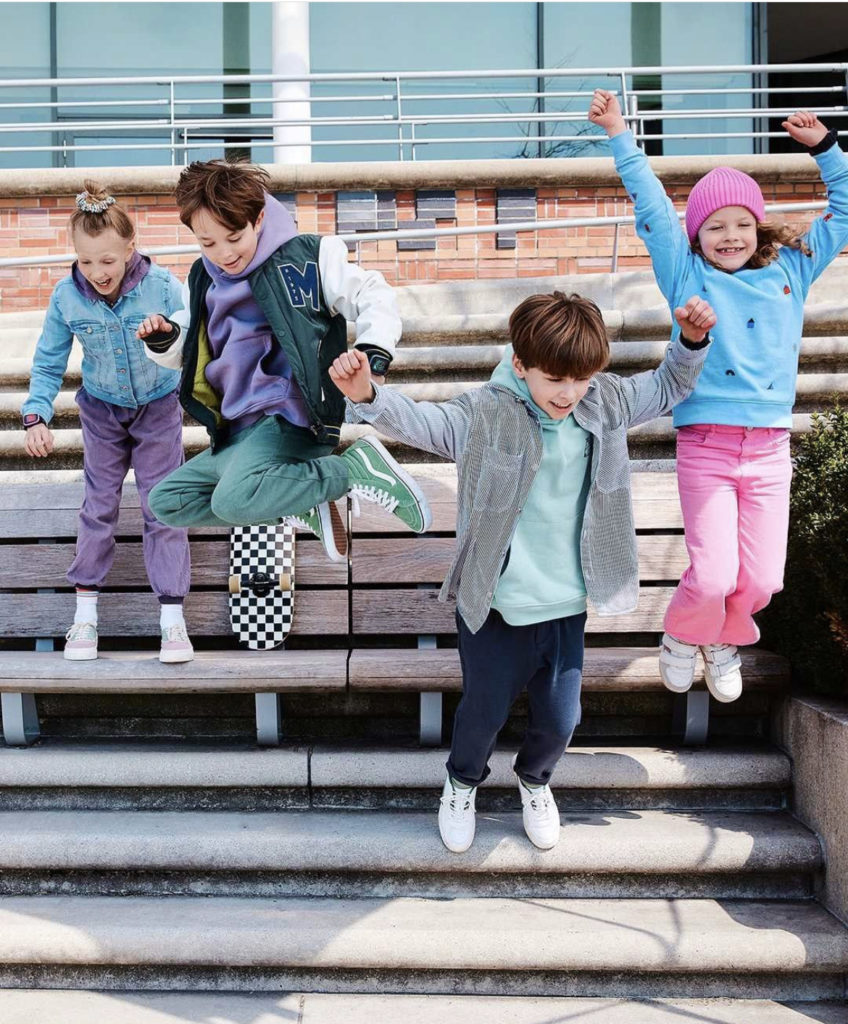 Glade børn og deres Xplora smartwatch